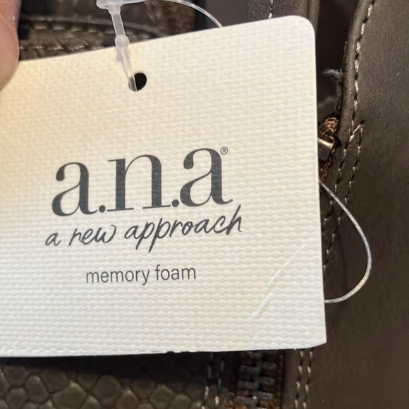 A.N.A. Palo Women’s Booties, Size 6.5M, Taupe, NWT - Picture 7 of 7